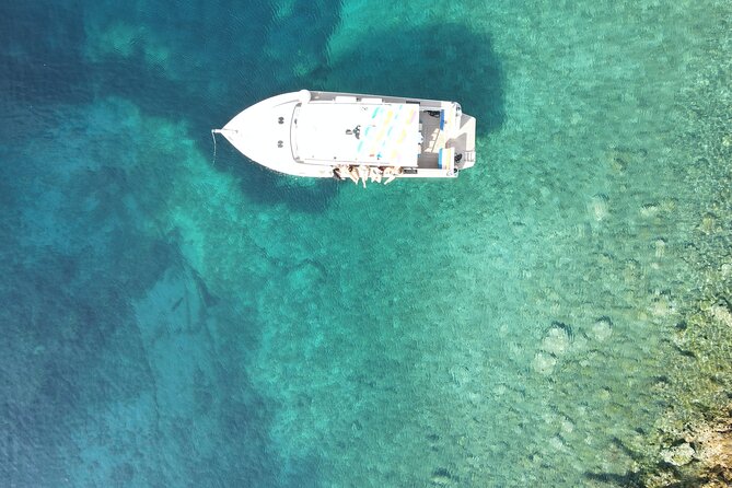 Private Blue Lagoon and Hidden Bays tour from Split & Brac for 12 - UNESCO Trogir: narrow streets, a short walk, and an ice cream reset