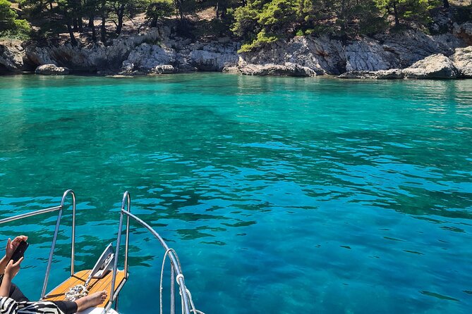 Private boat tour - caves, snorkeling, bays and beaches - Arriving at Boutique Villa Root and starting on the right foot