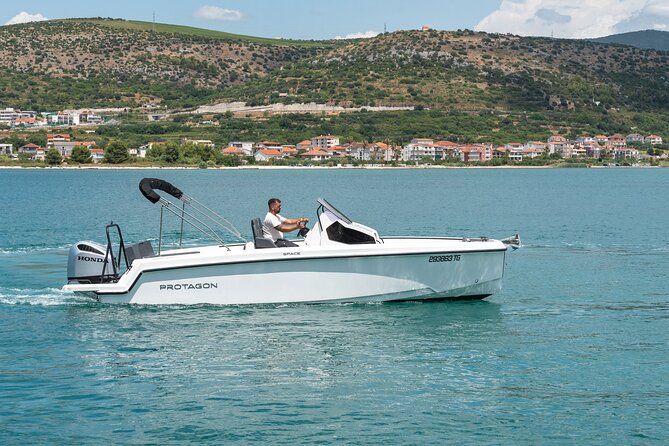 Private boat tour-custom itinerary from Split and Trogir - Private boat from Split and Trogir: what your money buys