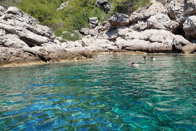 Private boat tour- explore the islands, find hidden caves and try snorkelling - Sunj Beach: finishing with drinks and sandy relaxation