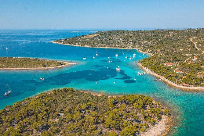 Private Boat tour to the Blue Lagoon & Solta - Swim, Snorkel, Tan and Relax! - Why this private boat day beats a mainland-only Split plan