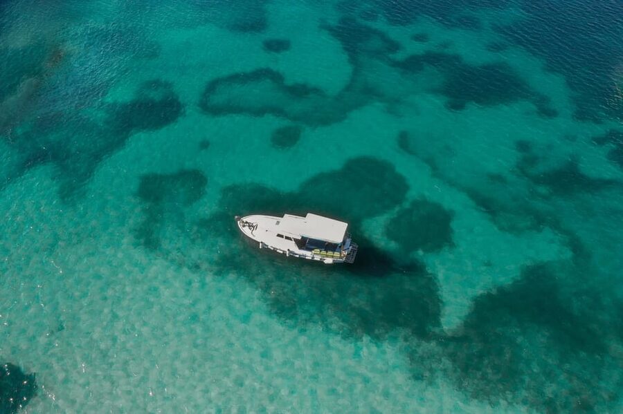 Private Boat tour with refreshing drinks Zadar - Ošljak: the smallest permanently inhabited island in the Adriatic