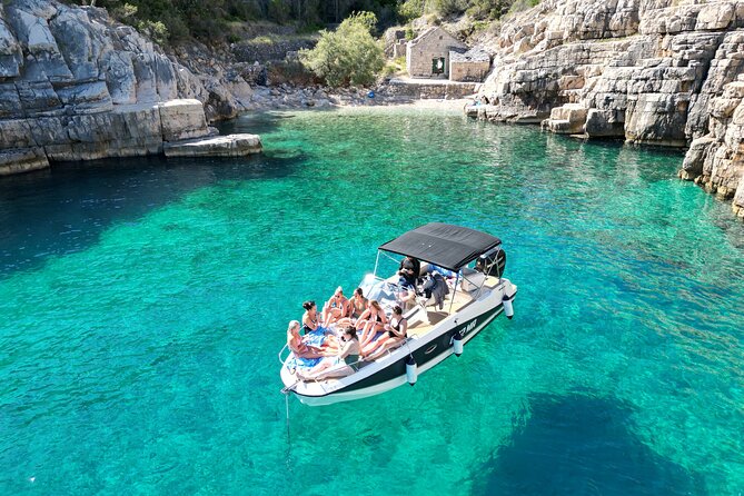 Private Boat Tour within Croatia - Zlatni Rat on Brac, the Golden Horn beach stop