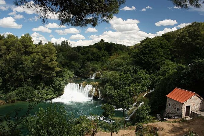 Private day tour to Krka Waterfalls, Primosten & Trogir - Stop 3, Trogir UNESCO old town: guided tour or free wandering