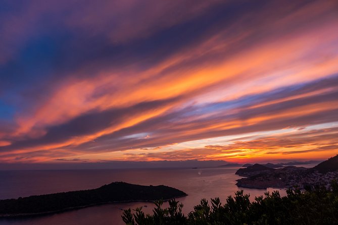 Private Dubrovnik Champagne Sunset Cruise - Pickup from your accommodation: small thing, big relief