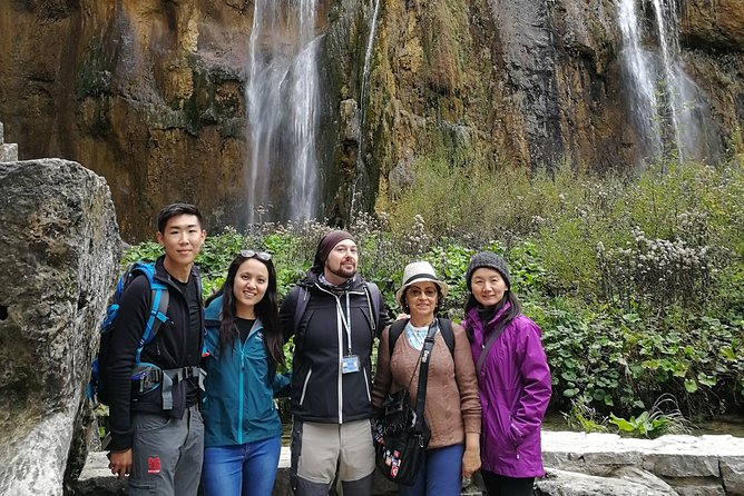 Private experience of Rastoke and Plitvice Lakes from Zagreb - Private vehicle plus a guide who really works the day with you