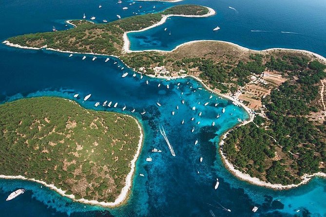 Private Full-Day Boat Tour to Blue Lagoon, Hvar & Pakleni Islands - Key things that make this boat day work