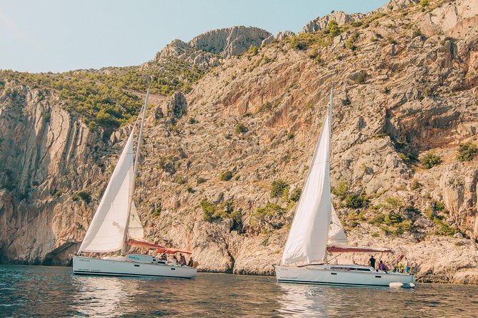 Private - Full day sailing from Hvar to Pakleni islands (up to 8 travellers) - Milna lunch and swim time: Notos in the middle of the day