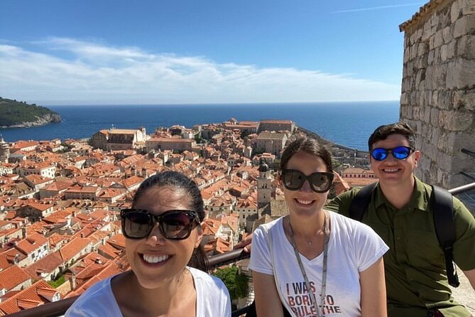 Private Game of Thrones and City Wall Tour - Kolorina Bay stop: Blackwater Bay atmosphere in a real place