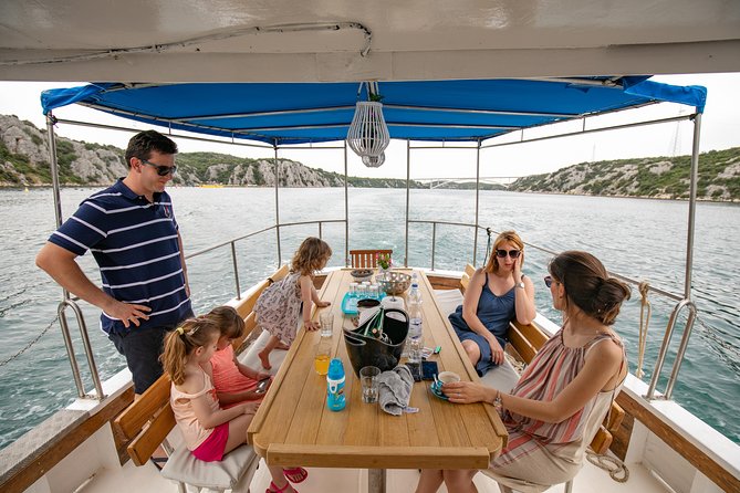 Private Gastro gourmet tour by Dot@ boat - Price and value: is $236.59 per person worth it?