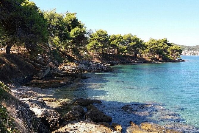 Private Half-Day Boat Tour to nearby Islands in Zadar with Drinks - Drinks on board: what the title means in real life