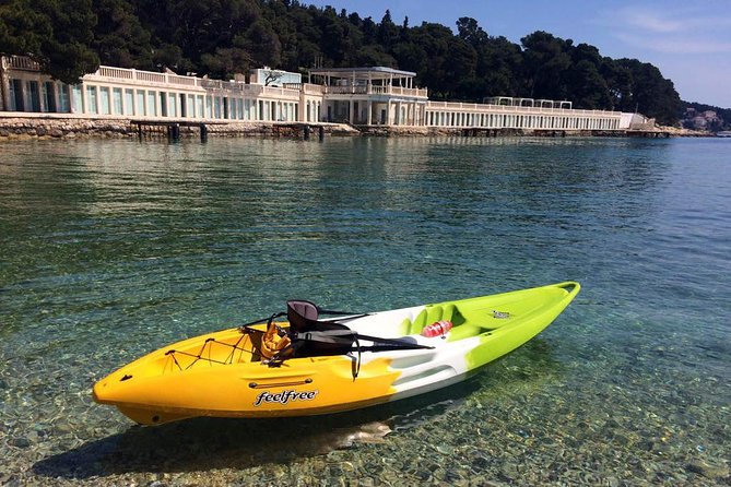 Private Half-Day Kayak Experience in Hvar and Pakleni Islands - Pakleni Islands are tailor-made for a sit-on-top kayak