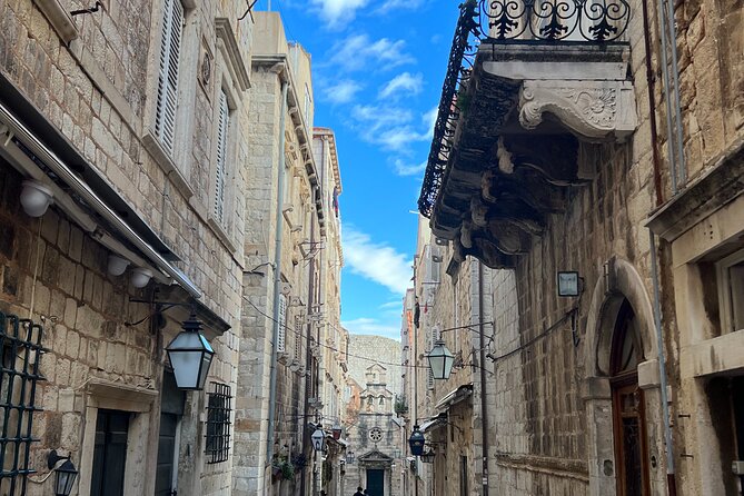 Private History Old Town and City Wall Tour in Dubrovnik - Price and tickets: making sure the cost makes sense for you