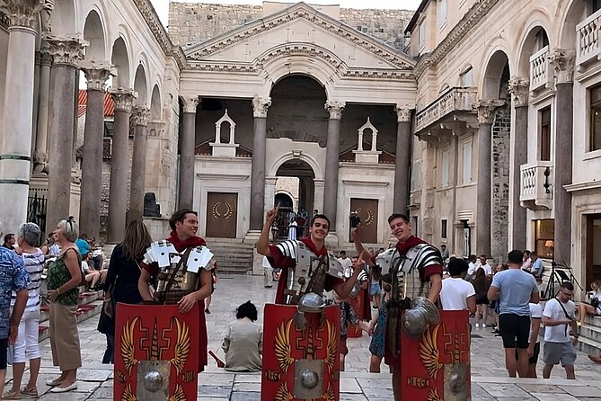 Private History Split Walking Tour in English - Price and value: what you pay for in 90 minutes