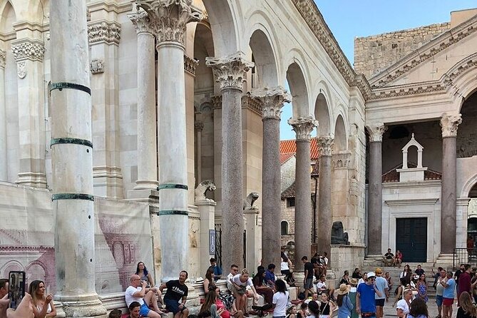 Private History Split Walking Tour in Italian - Small group - Stop 3, Diocletian Palace substructures: the palace’s working life