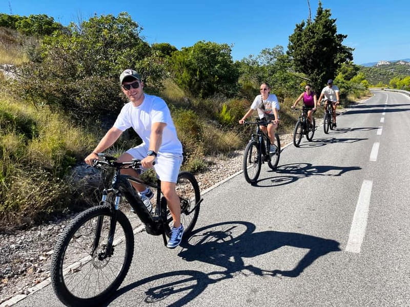 Private Hvar Island E-Bike Tour - Malo Grablje and Velo Grablje: the villages that slow you down