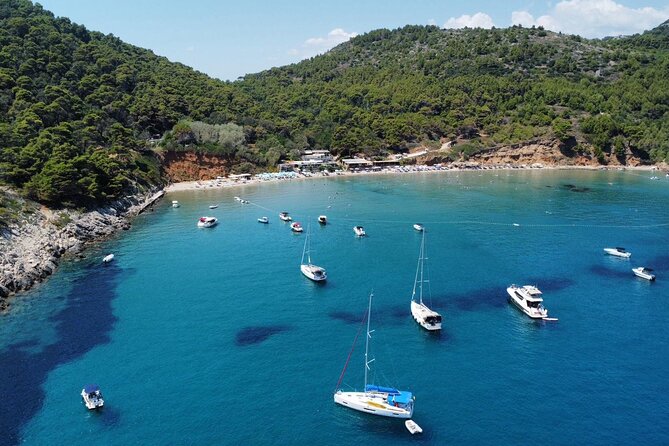 Private Inter-Island Tour from Dubrovnik to Elaphiti Islands - What you get onboard: snacks, drinks, towels, and snorkeling gear
