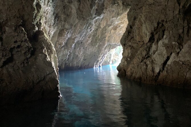 Private Luxury boat from Hvar, Brač and Split - Pickup, Timing, and Group Size: What It Means for Your Day