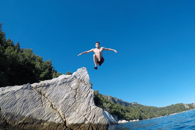 Private Sea Kayaking & Snorkeling Tour in Split - Getting started at HVK Mornar: gear, rhythm, and zero stress