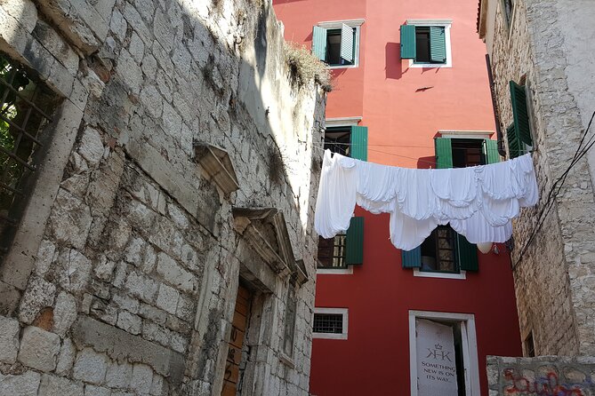 Private Sibenik Walking Historical Morning or Evening Tour - St James Cathedral, what you’ll see and how the entrance works