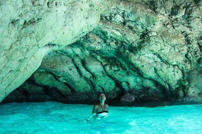 Private Speed Boat Tour to Blue Cave & Pakleni islands - Meeting Hvar By Boat: Pickup, Timing, And Group Comfort