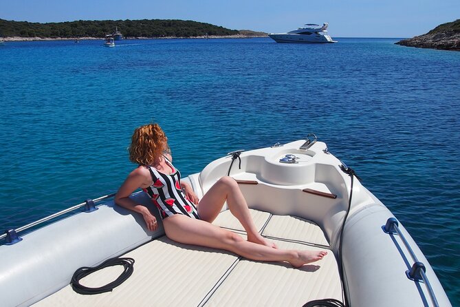 Private Speed Boat Tour to Blue Cave & Pakleni islands - Stiniva Cove: Europe’s Beauty Contest Winner, In Pebbles and Turquoise Water