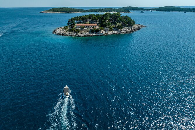 Private speedboat custome-made tour / from Trogir and Split - Split and Trogir start points: planning your day around departure