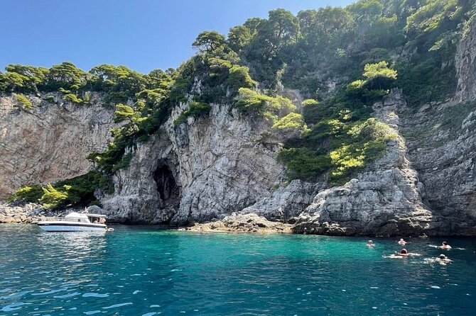 Private Speedboat Tour | Caves Beaches Islands and more - Why a private speedboat is the best way to see Dubrovnik’s island world