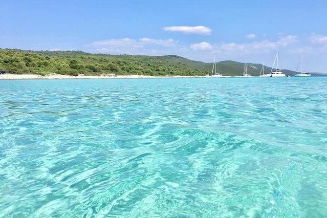 Private Speedboat tour to Sakarun Bay and Golubinka cave - Price and Value: What $240.96 Per Person Really Covers