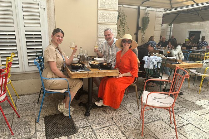 Private Split Tour & Local Bites & Seafood Extravaganza & Pickup - Green Market tastings: cheese, soparnik, and what locals shop for