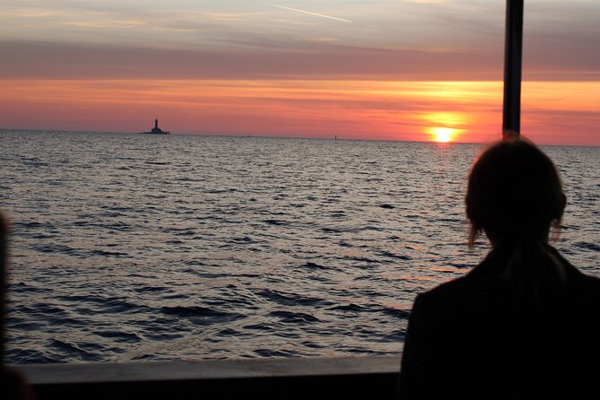 Private Sunset Dolphin Excursion with Dinner and Animation - The Food and Drinks, Why They Matter More Than You Think