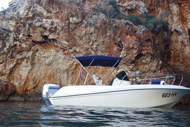 Private tour of Pakleni islands, Red Cliffs & South Shore of Hvar - Key things that make this tour worth your time
