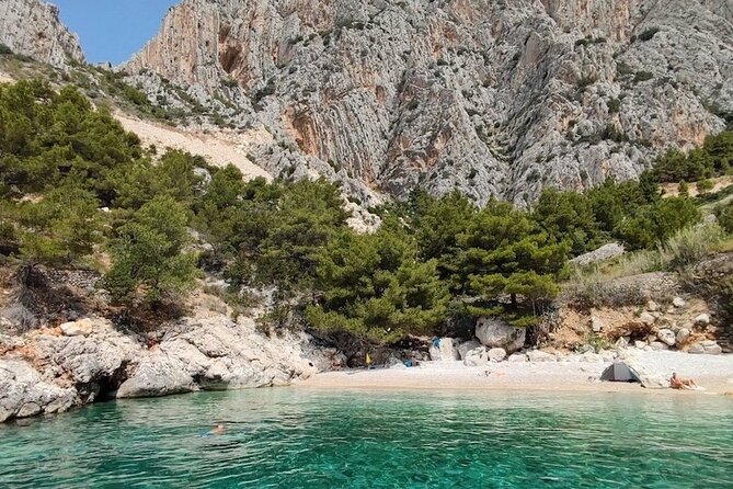Private tour of Pakleni islands, Red Cliffs & South Shore of Hvar - How the skipper keeps the day from feeling like a checklist