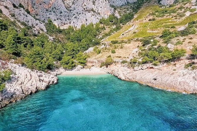 Private Tour of Red rocks, Pakleni Islands and Hvar's Southern Beaches - Red Rocks, Hvar: Swimming, Snorkeling, and Cliffside Caves