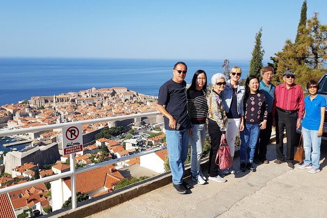 Private transfer Split airport to Split (any location) up to 8 passengers - Price per group and when the minivan option pays off