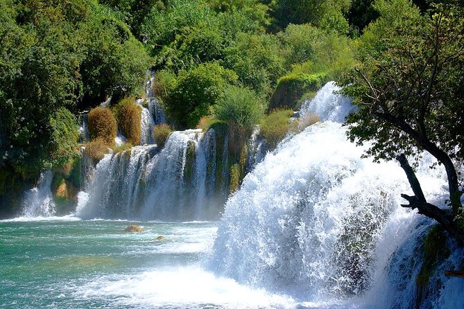 Private Transfers to Krka Waterfalls & Game of Thrones Castle - The Transport Comfort Advantage: Beating Crowds the Smart Way