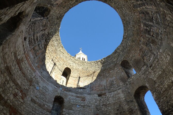 Private Walking Tour in Split Old Town (ENG, FRA, ITA, ESP) - Temple of Jupiter and the Roman god layer
