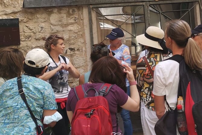 Private Walks & Storytelling - the best small group tour in Split - Peristyle and Saint Domnius, imperial square to bell tower