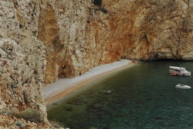 Private Wild Bays Boat Trip with Captain Bobo - Off-season panoramic options vs seasonal 3.5-hour swimming
