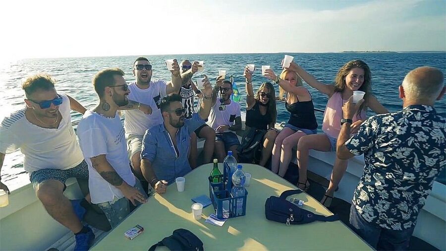 Pula: Brijuni National Park Dolphin Watching Tour w/Dinner - Who should book this Brijuni dolphin and dinner cruise