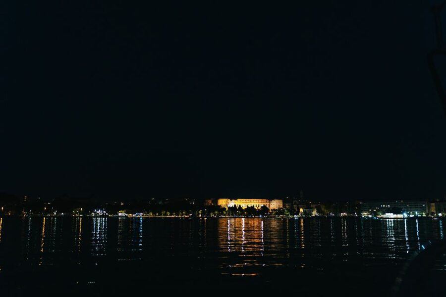 Pula: Brijuni Sunset Dolphin Cruise with Dinner & Drinks - Brijuni National Park at sunset: islands, wildlife, and the dolphin hunt