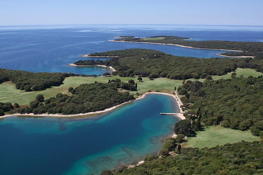 Pula: Dolphin Watching Sunset Cruise with Dinner & Drinks - Should You Book This Dolphin Watching Sunset Cruise in Pula?