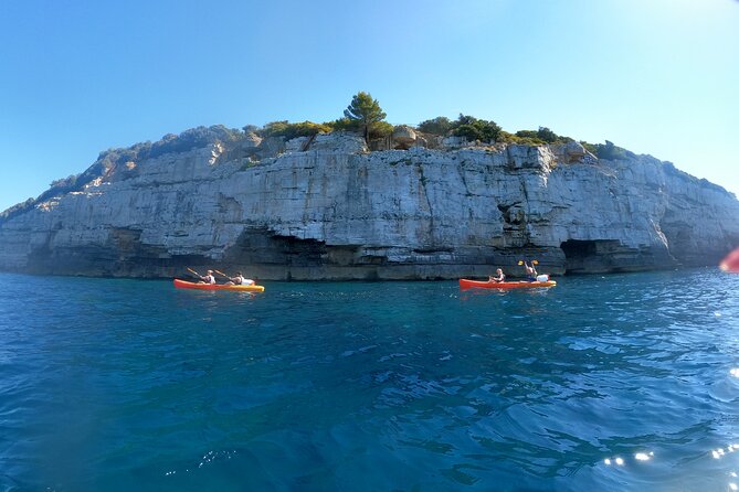 Pula:Kayak Tour-Cliff jumping,snorkeling&free GoPro pictures - GoPro photo coverage: how the memories get handled