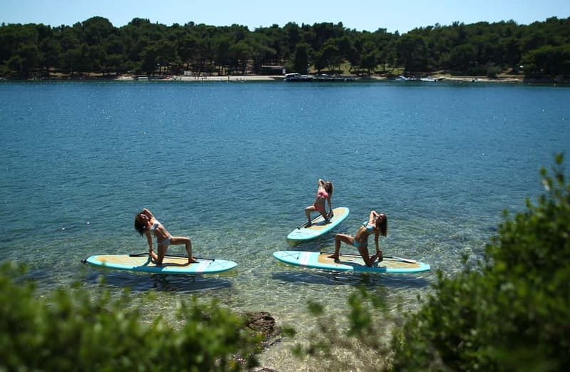 Pula: SUP Yoga Classes at Morning & Sunset - Small group coaching: what the instructors do well