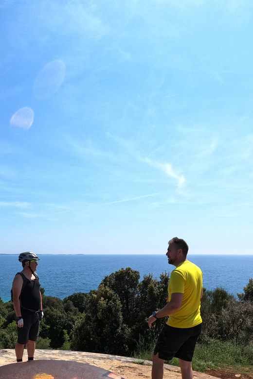 Pula-Vodnjan-Rovinj: E-Bike swim & forteress tour - Vodnjan start: old town streets, kazun park, and a quick briefing