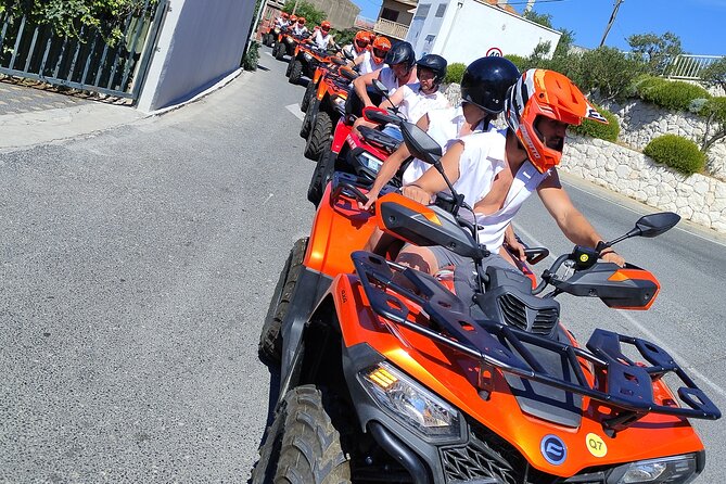 Quad Tour to skywalk biokovo Makarska by Amigos - Snacks, juice, a cookie, and the picnic break with possible wild horses