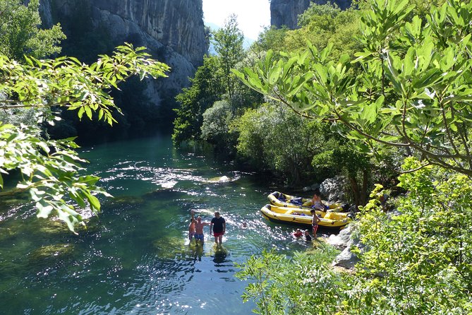 Rafting Experience in the Canyon of the River Cetina - Meeting point to first paddle: what the early river time feels like