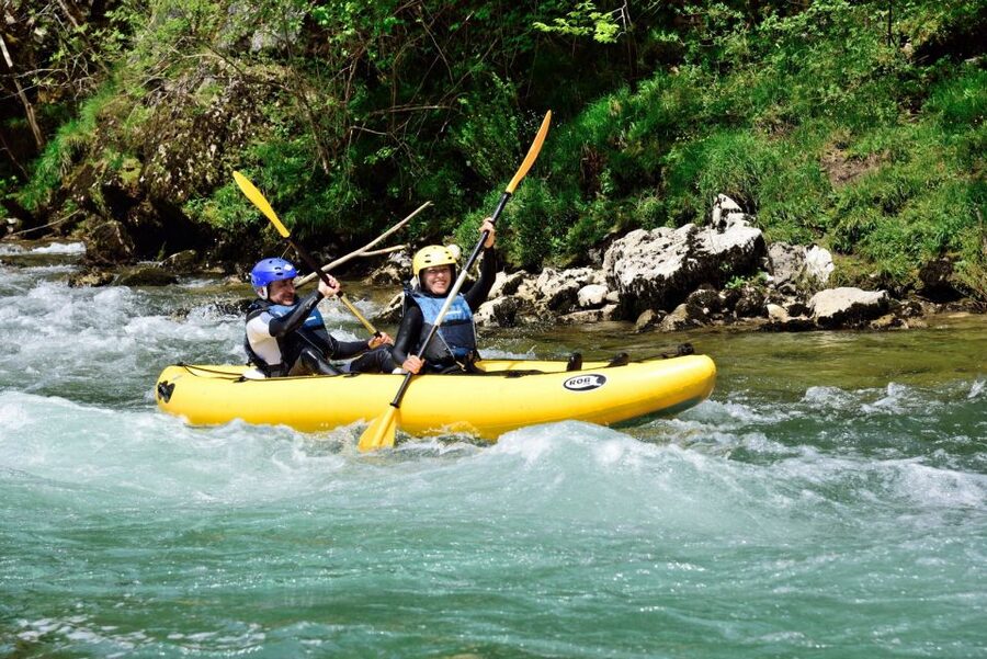 Rafting/Kayaking adventure river Kupa - Rafts or Kayaks: How Water Levels Change Your Ride