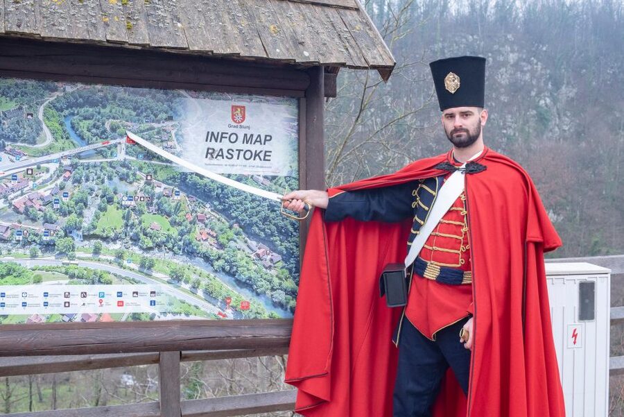 Rastoke Tour Guide - Timing it right: day trip math for 10:00 or 19:00