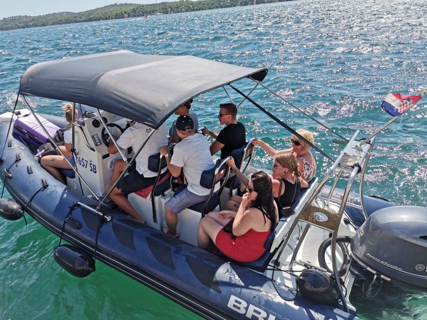 RIVIERA TOUR FROM ŠIBENIK, ZLARIN, PRVIĆ AND TIJAT - The Prvić lunch plan, and why lunch timing is the real win